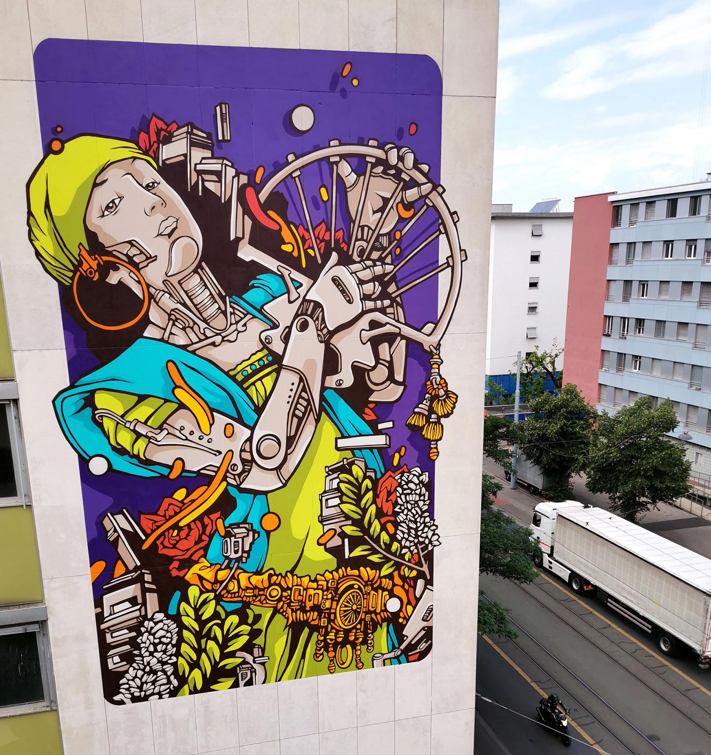 A huge mural in Geneva paint by alex kanos